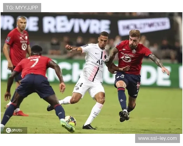 巴黎FC0-3图卢兹,客队三记远射摧毁主队防线 巴黎FC0-3图卢兹,客队三记远射摧毁主队防线